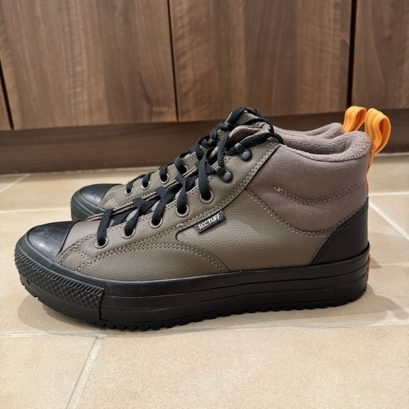 Converse Chuck Taylor All Star Mid 'Malden Street - Truffle' s 10